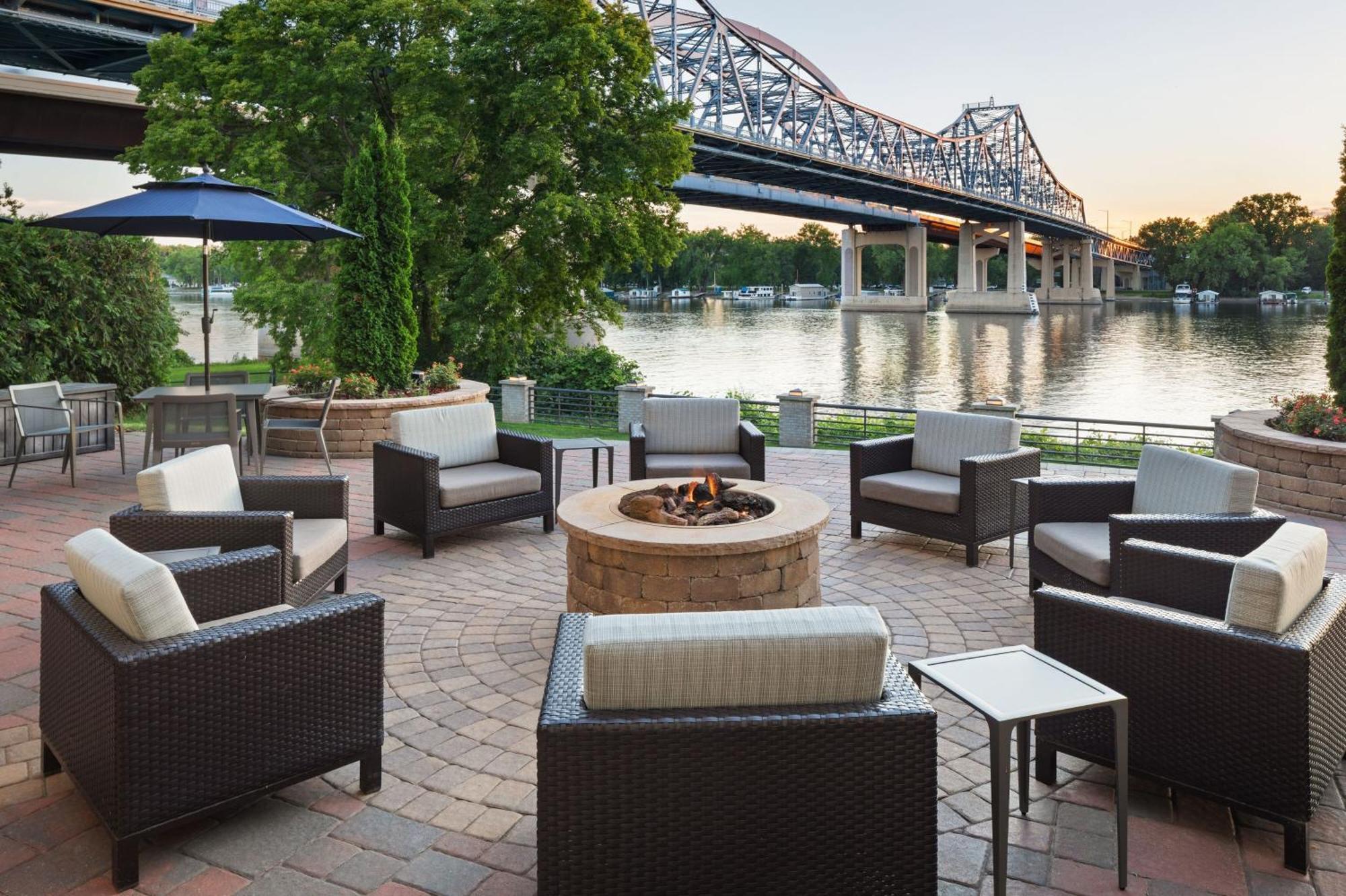 Courtyard La Crosse Downtown/Mississippi Riverfront Otel Dış mekan fotoğraf